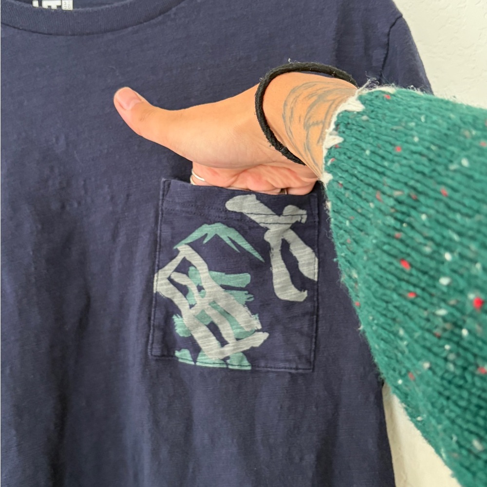Uniqlo UT Shichida Navy Graphic Pocket Tee Japanese Streetwear Anime Sz L